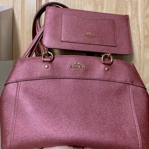 Coach Mini Brooke Bag metallic Pink/wristlet set
